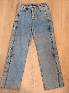 High-Rise Button-Trim Light Blue Women's Jeans W/ Operational Side Buttons